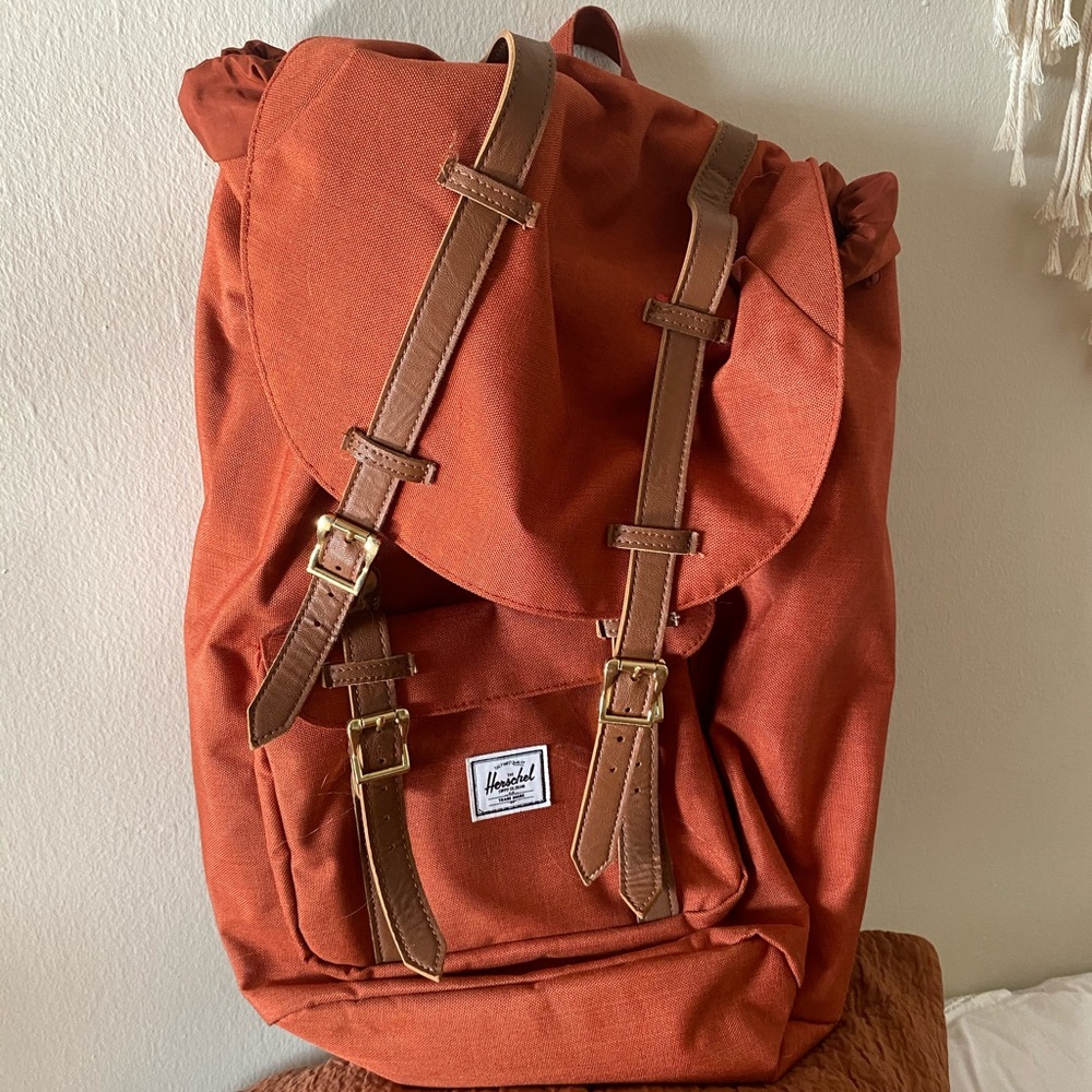 Herschel Little America Backpack